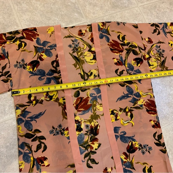 Women’s Kimono in Blush, Maroon, Gold and Blue Tones, One Size - Picture 5 of 8